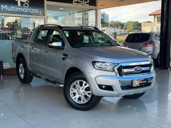 FORD RANGER 3.2 LIMITED 4X4 CD 20V DIESEL 4P AUTOMÁTICO FORD RANGER 3.2 LIMITED 4X4 CD 20V DIESEL 4P AUTOMÁTICO